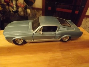 Maisto, 1967 Ford Mustang GT, Blue, 1:24-Pre-owned - Picture 1 of 3