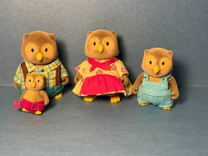 Li'l Woodzeez WhoosWhoo Owl Family of 4 like Calico Critters - Good Condition - Picture 1 of 2