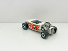 HOT WHEELS HOT ROD ROADSTER WHITE FLAMES 1975 MALAYSIA 1:64 106