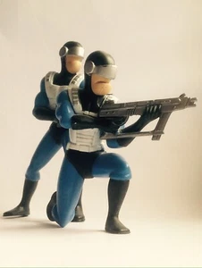 2 x Disney Pixar Incredibles Syndrome Security Guard Action Figure - Picture 1 of 4