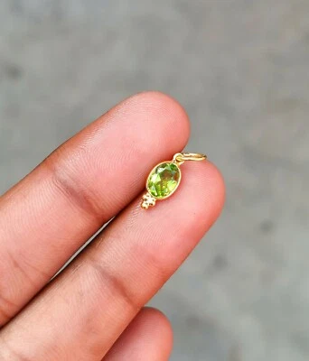 18k Solid Gold Charm Natural Peridot Gemstone Handmade Necklace Pendant - Image 1 of 4