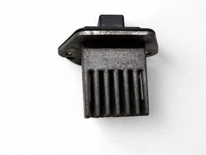 MITSUBISHI Blower Fan Relay 68223 682235800 - Picture 1 of 6