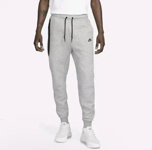 Nuevos pantalones de chándal oficiales Nike Tech polar grabados negros FB8002-010 para hombre talla L” - Imagen 1 de 11