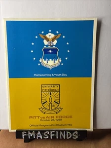 R2 1968 PITTSBURGH vs AIR FORCE Football Program PITT Oct 26 - Picture 1 of 3