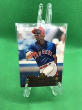 1996 Pinnacle The Naturals JUAN GONZALEZ Texas Rangers Baseball MLB Card #163