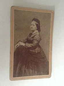 Ancienne photographie portrait  - Picture 1 of 2