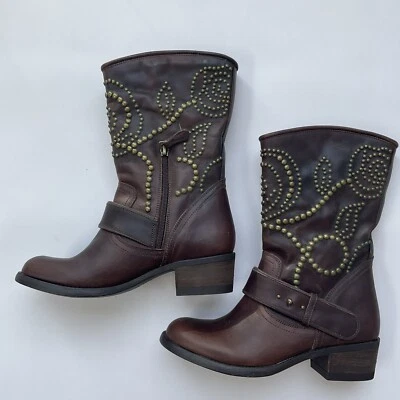Botas Guess para mujer Esperanza Western de cuero con tachuelas en marrón talla 5,5 Foto 1 de 4