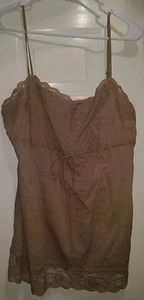 Express Design Studio Damen Shirt Top Bluse Größe M mittelbraun geblümt NEU - Bild 1 von 3