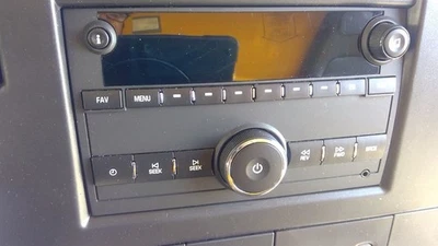 Audio Equipment Radio AM-FM-MP3 Fits 15-21 EXPRESS 2500 VAN 1539651 - Image 1 of 4