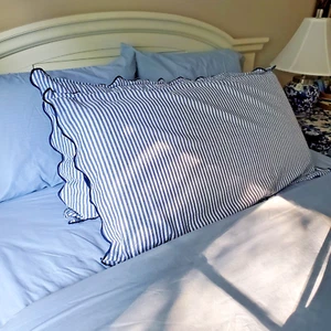 Brooks Brothers Seersucker King Pillow Shams Blue & White Woven Texture 2 Cases - Picture 1 of 24