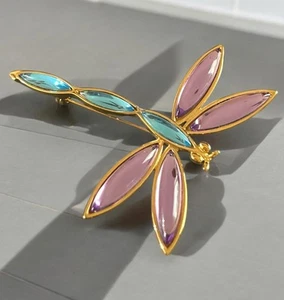 Vintage Trifari Libelle Insekt goldfarbene Brosche Lucite Cabochons blau lila - Bild 1 von 7