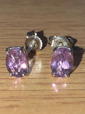 Vintage Hallmarked 9ct White Gold with Solitaire Amethyst Stud Earrings - Image 1 of 4