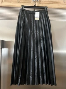H & M SKIRT NWT BLACK ACCORDION PLEATED MIDI  TO ANKLE - VEGAN  “LEATHER” SZ 2 - Picture 1 of 8