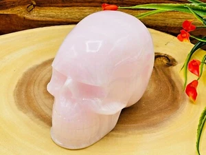 Calavera de calcita florescente mangano rosa rosa, calavera de cristal, piedra realista - Imagen 1 de 9