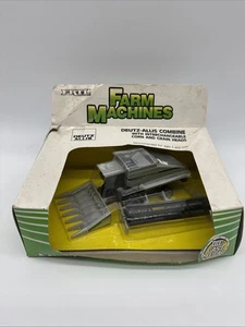 ERTL Gleaner R50 Combine 1/64 Diecast Metal Replica Farm Machines Deutz-Allis - Picture 1 of 12