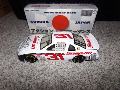 1/24 MIKE SKINNER #31 SNAP-ON   1996 ACTION NASCAR DIECAST - Image 1 of 4
