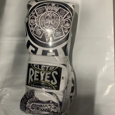 Guantes de Boxeo 12oz Rojo REYES Tipo Cinturón Hecho en México Dragón Foto 1 de 4
