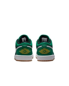 Size 8 - Air Jordan 1 SE Low Christmas - Picture 1 of 3