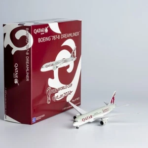 Modelo de avión Boeing 787-8 NG Models 1:400 Qatar Airways A7-BCE - Imagen 1 de 7