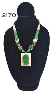 Chunky Bead Necklace Boho Chic Cream & Peacock Feather Pendant - Picture 1 of 1