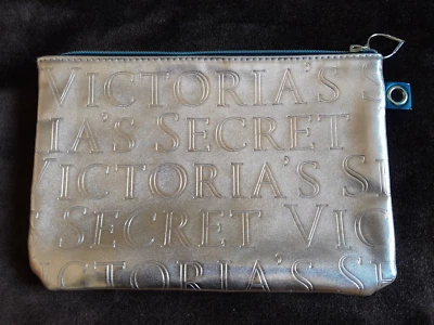NUEVO SIN ETIQUETAS VICTORIAS SECRET DORADO ACCESORIO O BOLSA DE MAQUILLAJE NUEVO SIN ETIQUETAS Foto 1 de 4