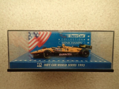Minichamps 1:64 520 936409 PPG Indy Car Lola Boesel Untouched Measures 7cm Long - Image 1 of 4