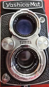 Yashica-Mat TLR Sammlerstück 120 analoge 6x6 Kamera mit Ledertasche - Bild 1 von 12