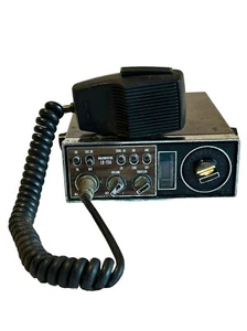 Vintage ROBYN Model LB-23A 5-Watt CB Mobile Transceiver Radio Japan Untested - Picture 1 of 14