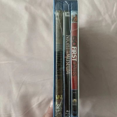 50 FIRST DATES / NIGHT AT MUSEUM / INVINCIBLE TRIPLE FEATURE 3-DISC BLU-RAY SET Foto 1 de 4