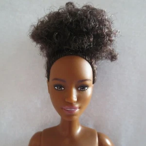 NEU! 2021 Barbie Careers Tennis Player Doll ~ Petite Brunette AA Flat Feet Nude - Bild 1 von 4