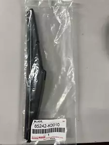 Genuine Toyota Yaris 2020- Rear Wiper Blade - 85242-K0010 - Picture 1 of 1