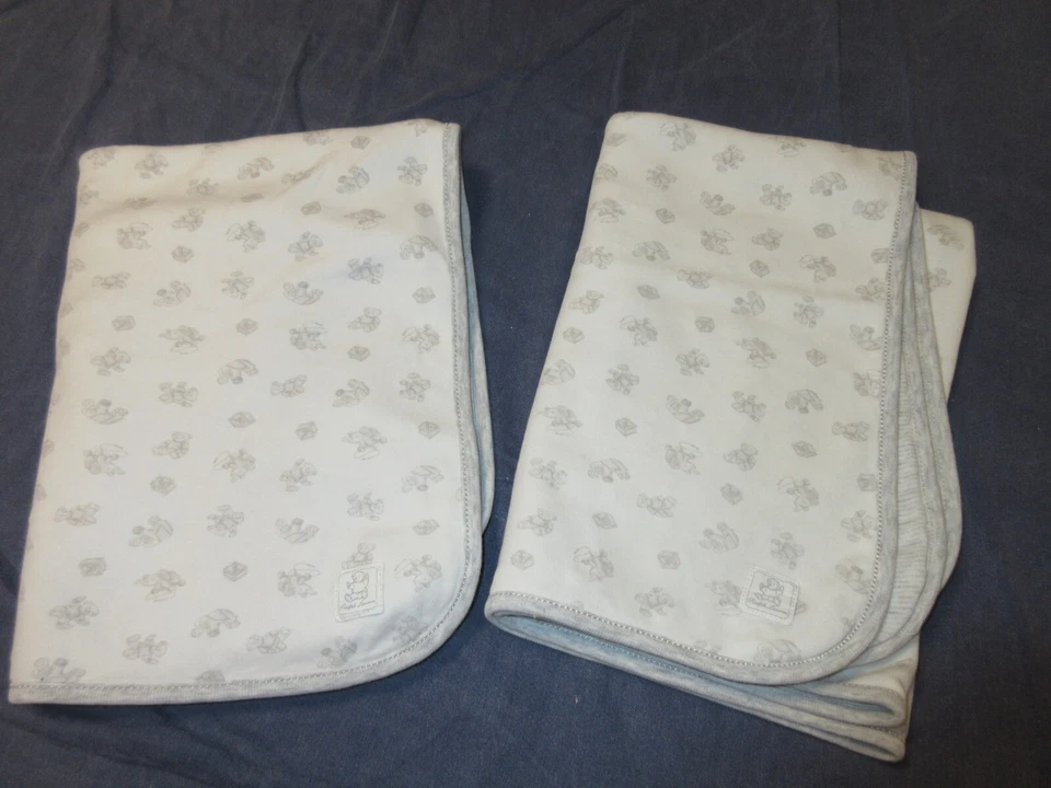 2 Mantas Bebé Ralph Lauren Gris con OSOS, BLOQUES, ELEFANTES Reversibles 24 x 34 Foto 1 de 3