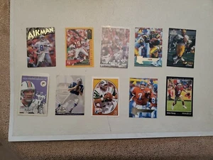 QB Lot 10 verschiedene HOFers - Unitas, Montana, Starr, P. Manning, Elway, Namath - Bild 1 von 4