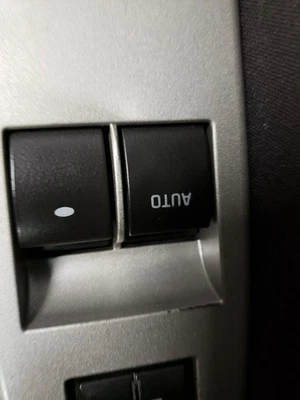 Interruptor de puerta delantera del conductor ventana del conductor cupé se adapta 05-10 COBALTO 1161648 Foto 1 de 4