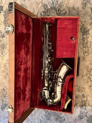 Saxofón alto Martin de paso bajo estuche de placa plateada Eckhart Indiana artesanal de colección Foto 1 de 4