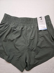 ¡NUEVO! MUJER MEMBER'S MARK ACTIVE PULL ON HUMECTING SHORT talla L Verde - Imagen 1 de 6