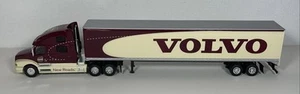 Semirimorchio SpecCast 1/64 pressofuso Volvo 770 nuove strade #31531 - Foto 1 di 13