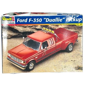 Monogram Ford F-350 Duallie Pickup Truck Vtg 1995 1:24 Model Kit NEW SEALED#2948 - Picture 1 of 2