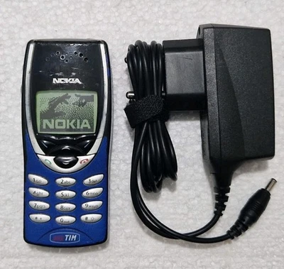 NOKIA 8210 PERFETTO 💎 VINTAGE COLLEZIONE CELLULARE FUNZIONANTE SBLOCCATO 3310 - Immagine 1 di 4