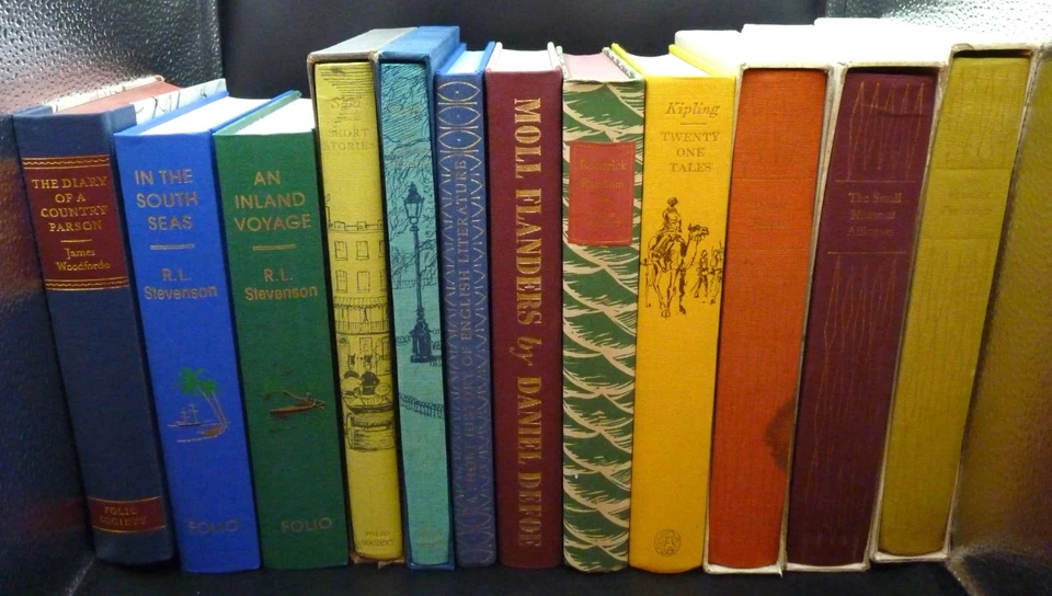 Collection of 12x Fiction Folio Society Books, Interior Design, Job Lot - Image 1 of 1