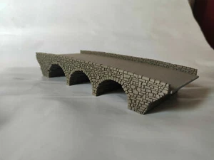 N GAUGE BRIDGE TRIPLE ARCH STONE SMOOTH TOP ENGRAVED 86mm WIDE RAILROAD - Picture 1 of 8