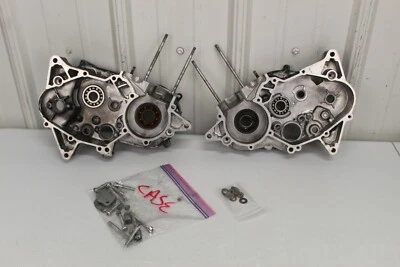 Juego de cárteres de motor OEM para Suzuki RM50 1978 11301-46822 RM 50 78 Foto 1 de 4