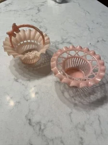 Vintage Plastic  Nut Cups Basket  Party Favor Pink - Picture 1 of 4