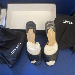 CHANEL Black Mules Size 6.5uk in good condition. Fantastic value! CHANEL.!! - Picture 1 of 9