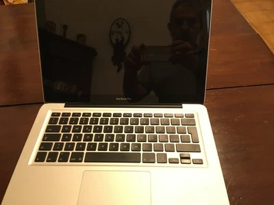 MacBook Pro Mid 2012 A1278 I5 4gb ram  HD 320gb per ricambi - Immagine 1 di 4