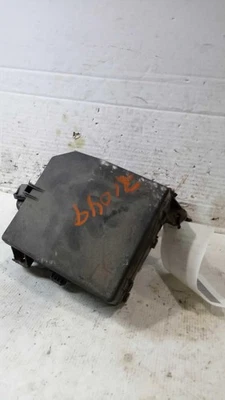 Used Fuse Box Engine fits: 2017 Mitsubishi Outlander  Grade A Foto 1 de 4