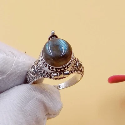 Anillo Venenoso Labradorita Hecho a Mano, Anillo Caja Labradorita Plata de Ley 925. Foto 1 de 4