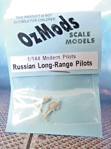 OzMods 1/144 Russian Long Range pilot x 2, resin details. 1 seated, 1 standing. - Picture 1 of 3