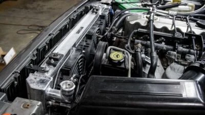 Cubierta de ventilador de aluminio Mishimoto para Jeep Cherokee XJ 1989-2001 4,0 L Foto 1 de 4