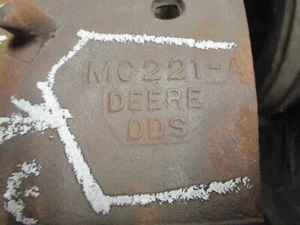 JOHN DEERE PLOW POINT/SHARE MC221-A DDS ??NEW/USED??? #778 - Picture 1 of 6